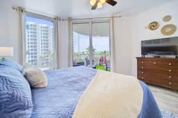 The Palms: 4th flr-Jr Ste, Poolside view | Destin