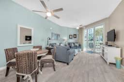 1st Flr-Poolside Oasis@ Easy Access to Pool|Destin