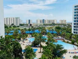 Family Resort-2BR King Suite | Pool View | Destin
