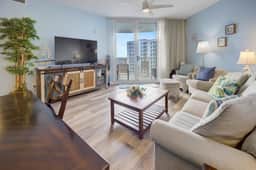 Palms of Destin| 9th flr Jr Suite|Lagoon Pool View