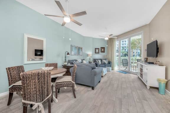 1st Flr-Poolside Oasis@ Easy Access to Pool|Destin