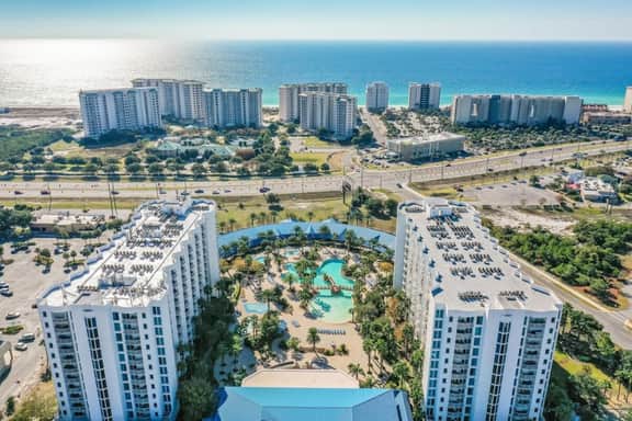 1st Flr-Poolside Oasis@ Easy Access to Pool|Destin