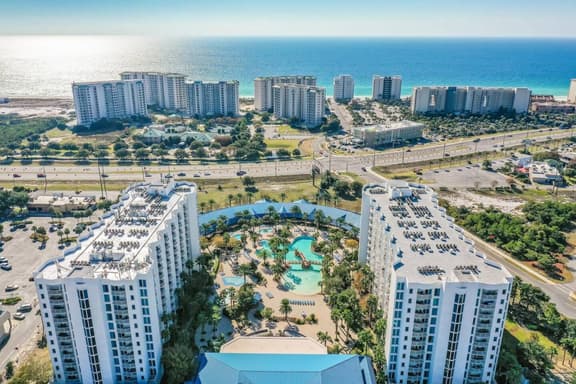 The Palms: 4th flr-Jr Ste, Poolside view | Destin
